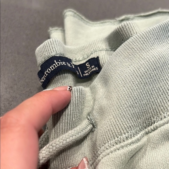 Abercrombie & Fitch vintage Light Green Joggers - Picture 2 of 3